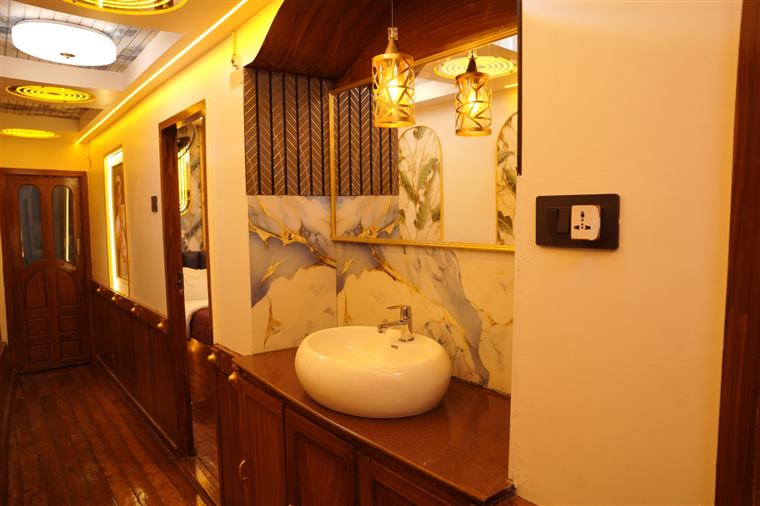 Washbasin area